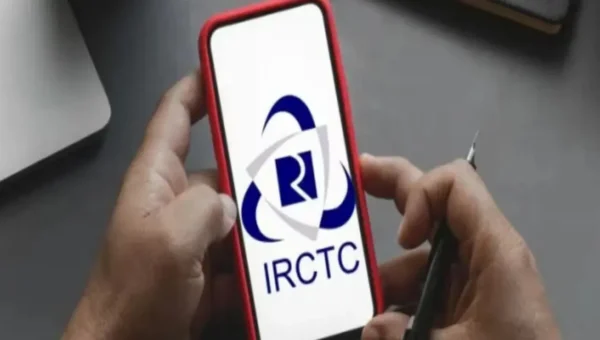 IRCTCએ ફરી બદલ્યા નિયમ: આધાર કાર્ડ લિંક હોય એ જ યુઝર્સ બુકિંગ કરી શકશે.