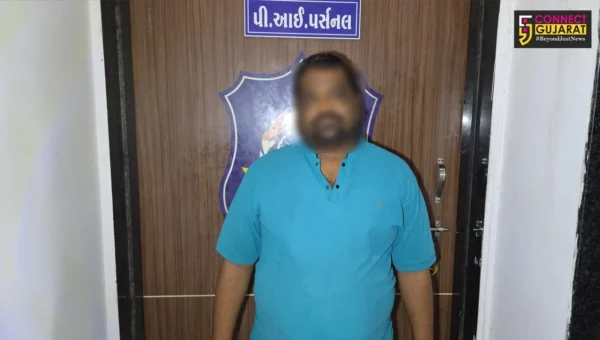 અંકલેશ્વર : ગોલ્ડન સ્કવેર કોમ્પ્લેક્ષમાં ઓરેન્જ સ્પામાં ધમધમતા દેહવિક્રયનો પર્દાફાશ કરતી પોલીસ,સંચાલકની ધરપકડ