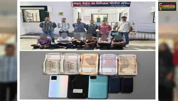 ભરૂચ: એ ડિવિઝન પોલીસે લોઢવાડના ટેકરા નજીક ચાલતું જુગારધામ ઝડપી પાડ્યું, રૂ.1 લાખના મુદ્દામાલ સાથે 8 જુગારીની ધરપકડ