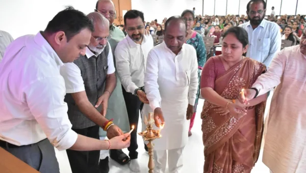 ભરૂચ: આજે તા.25મી જૂનના રોજ સંવિધાન હત્યા દિવસ અંગે કર્યક્રમ યોજાયો, સાંસદ મનસુખ વસાવા રહ્યા ઉપસ્થિત