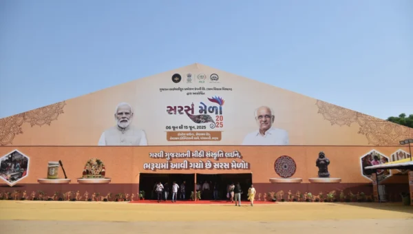 ભરૂચ: હસ્તકલા કૌશલ્યને ખીલવવા હોસ્ટેલ ગ્રાઉન્ડ પર સરસ મેળાનું આયોજન, કલેકટર ગૌરાંગ મકવાણાના હસ્તે પ્રારંભ