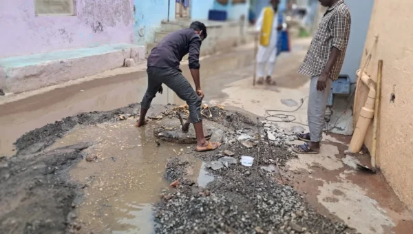 ભરૂચ: આમોદ નગરમાં ઉભરાતી ગટરોની સમસ્યાથી મળશે મુક્તિ, નગર સેવા સદન દ્વારા સાફ સફાઈ શરૂ કરાય