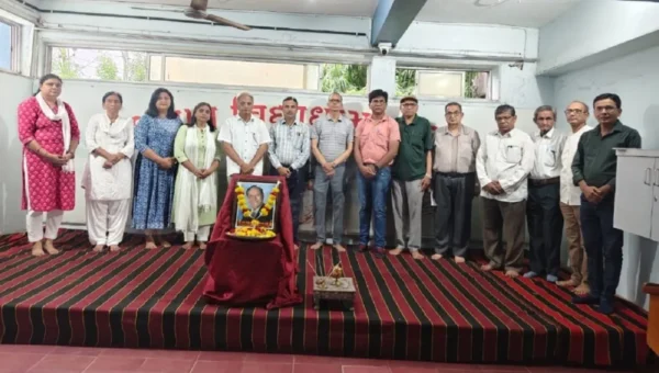 ભરૂચ : પીઢ કવિ સ્વ. પ્રભુદત્ત ભટ્ટને “બુધ કવિ સભા” અંતર્ગત શબ્દાંજલિ સહ શ્રદ્ધાંજલિ અર્પણ કરાય…