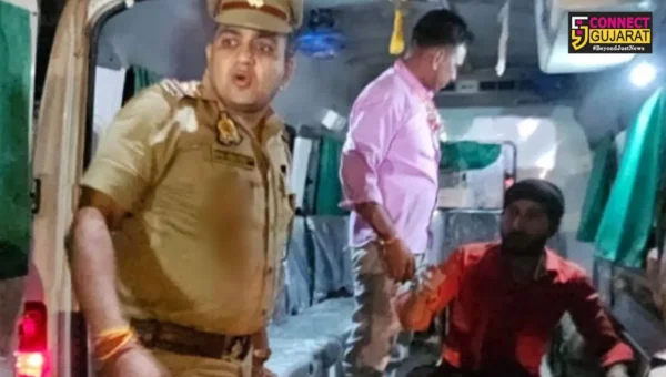 ગાઝિયાબાદ: હાઇ સ્પીડ એમ્બ્યુલન્સે સ્કૂટીને ટક્કર મારી, 2 કાવડિયાના મોત, ત્રણ ઘાયલ