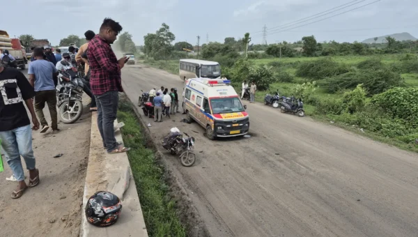 ભરૂચ: રાજપારડી નજીક ભૂંડવા ખાડીના બ્રિજ પરથી બાઈક ચાલક નીચે પટકાયો, 2 બાઈક વચ્ચે સર્જાયો હતો અકસ્માત