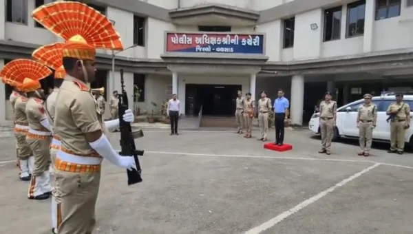 વલસાડ : ધરમપુર ખાતે પોલીસ વિભાગની ત્રિદિવસીય ચિંતન શિબિર યોજાશે, દક્ષીણ ગુજરાત રેન્જ IGની અધ્યક્ષતામાં બેઠક યોજાય