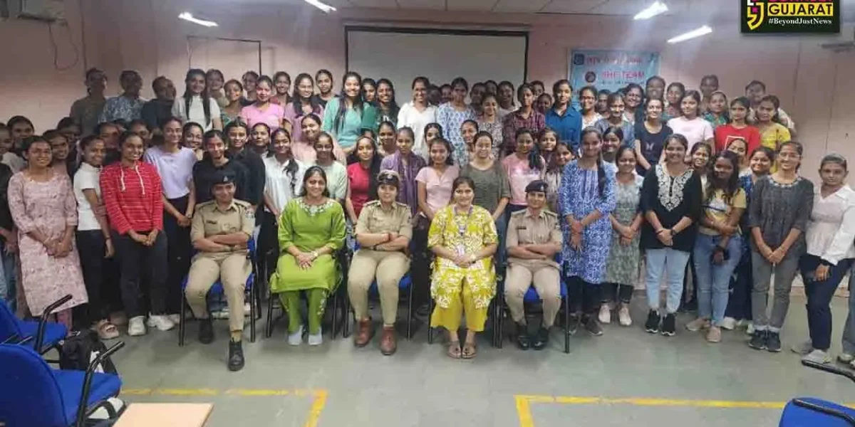 ભરૂચ : વાલિયા ખાતે UPL યુનિવર્સિટીમાં મહિલા સુરક્ષા અને સાયબર ક્રાઇમ અંગે સેમિનાર યોજાયો…