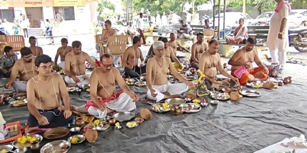 ભરૂચઃ પરશુરામ બ્રહ્મસમાજ સંગઠન દ્વારા અમાસ નિમિત્તે પિતૃતર્પણનું કરાયુ આયોજન