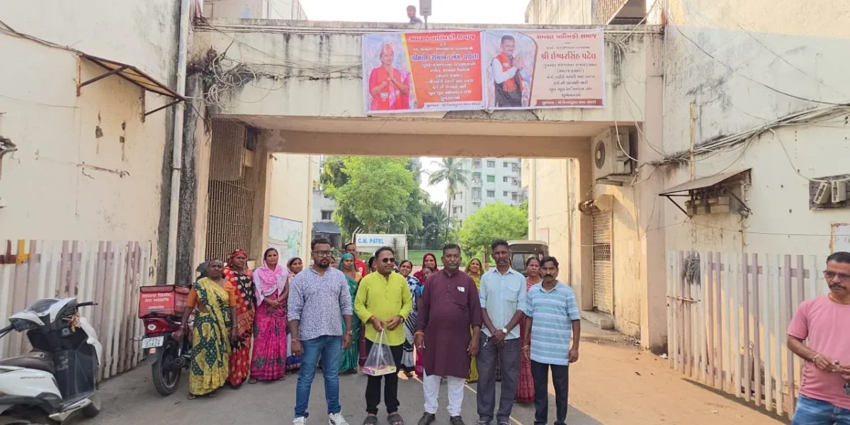 ભરૂચ : દર્શના વાઘેલાને મંત્રી મંડળમાં સ્થાન મળતા વાલ્મિકી સમાજ દ્વારા ફટાકડા ફોડી કરાય ઉજવણી