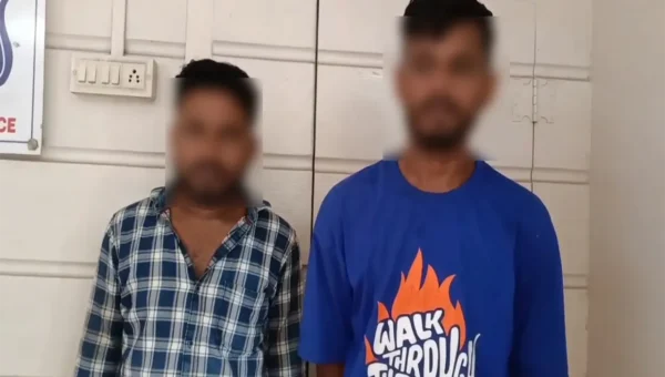 અંકલેશ્વર: DCB બેંકના લોન મેનેજરે 2 ગ્રાહક સાથે નકલી સોનુ મૂકી રૂ.16.81 લાખની લીધી ગોલ્ડલોન, પોલીસે 2 આરોપીની કરી ધરપકડ