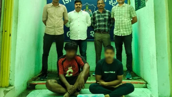 ભરૂચ: સી ડિવિઝન પોલીસે ચાવજ ગામની કેનાલ નજીકથી ચોરીની કાર સાથે 2 ઇસમોની કરી ધરપકડ, દેશી બનાવટનો તમંચો પણ મળી આવ્યો