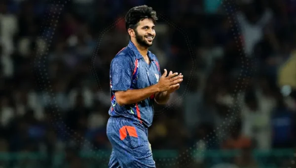 IPL 2026 રીટેન્શન : IPLનો પહેલો ટ્રેડ ડીલ જાહેર, મુંબઈ ઇન્ડિયન્સે ઓલરાઉન્ડર શાર્દુલ ઠાકુરને ₹2 કરોડમાં ખરીદ્યો