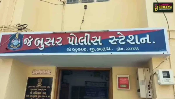 ભરૂચ : જંબુસરની શેઠ ખડકીમાં સોની વેપારીના મકાનનું તાળું તૂટ્યું, રૂ. 8.70 લાખના મત્તા પર તસ્કરોનો હાથફેરો…