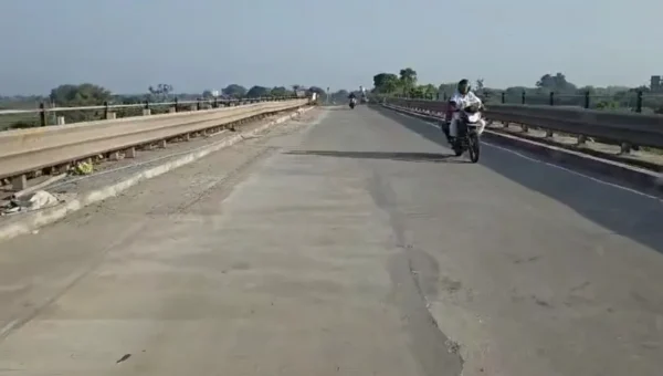 ભરૂચ: જંબુસર – આમોદ વચ્ચેનો ઢાઢર નદીનો બ્રિજ ત્રણ દિવસ માટે બંધ, તમામ વાહનોને વૈકલ્પિક માર્ગનો ઉપયોગ કરવા આદેશ