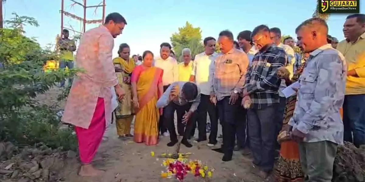 ભરૂચ: વોર્ડ નંબર 9માં રૂ.1.36 કરોડના ખર્ચે વિકાસના કાર્યો નિર્માણ પામશે, MLA રમેશ મિસ્ત્રીના હસ્તે ખાતમુહૂર્ત