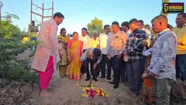 ભરૂચ: વોર્ડ નંબર 9માં રૂ.1.36 કરોડના ખર્ચે વિકાસના કાર્યો નિર્માણ પામશે, MLA રમેશ મિસ્ત્રીના હસ્તે ખાતમુહૂર્ત