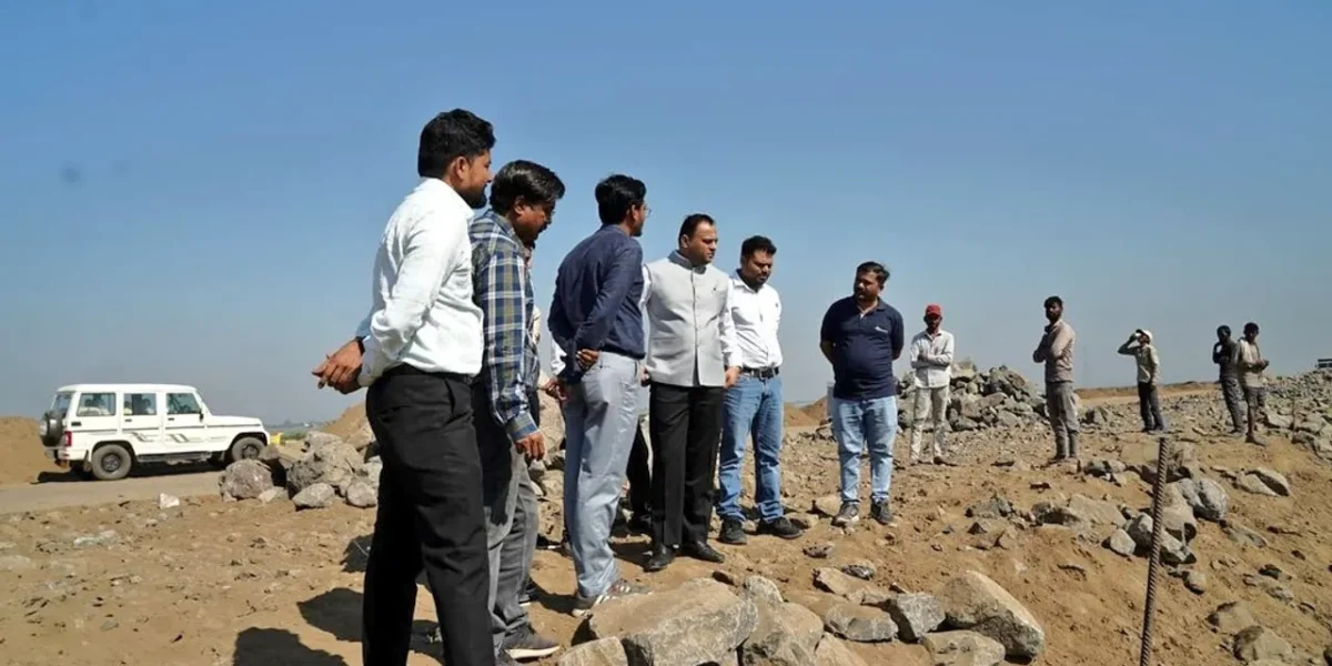ભરૂચ: કલેક્ટ ગૌરાંગ મકવાણાએ નિર્માણાધીન ભાડભૂત બેરેજ યોજના સાઇટની લીધી મુલાકાત