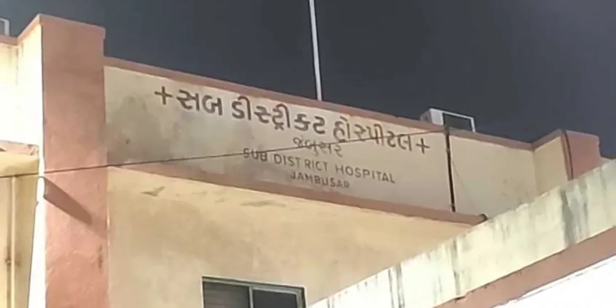 ભરૂચ: જંબુસર નજીક દરિયામાં ONGCના સર્વે માટે જઈ રહેલ કામદારોની બોટ પલટી, 1નું મોત 30 જેટલા કામદારોને બચાવી લેવાયા