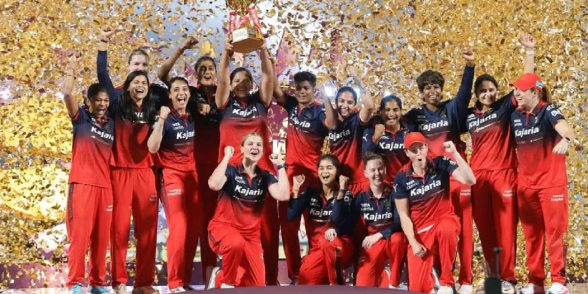 RCBએ રેકોર્ડ રન ચેઝ સાથે પોતાનું બીજું ટાઇટલ જીત્યું, ફાઇનલમાં દિલ્હીનું સ્વપ્ન ચકનાચૂર થયું.