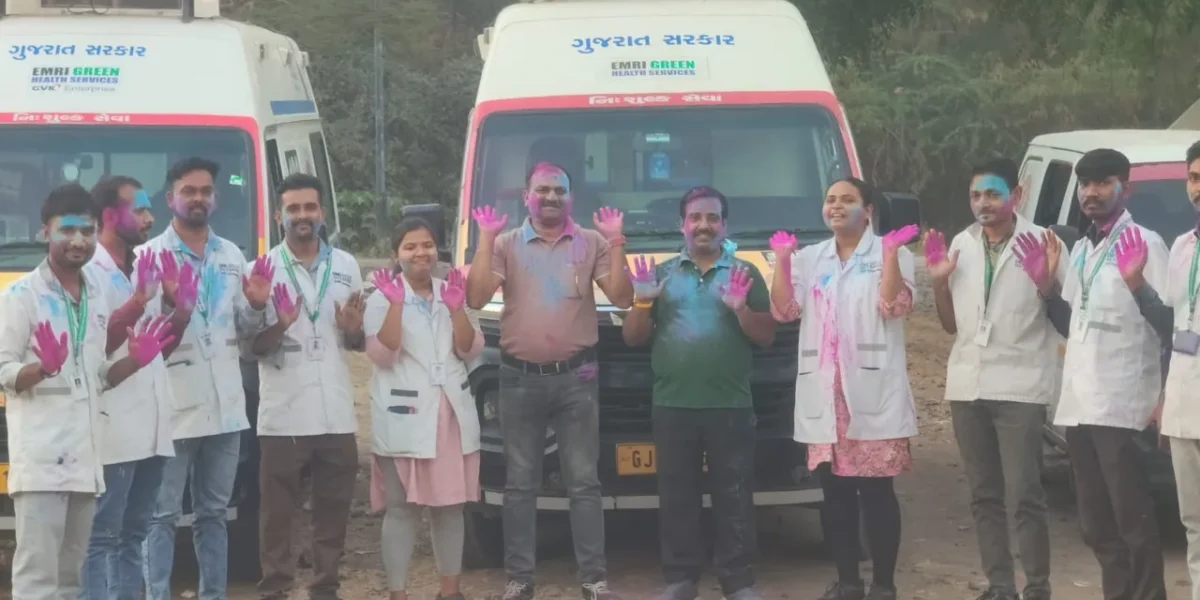 ભરૂચ: 108 એમ્બ્યુલન્સ સેવાના કર્મચારીઓ દ્વારા ધુળેટીના પર્વની કરાય ઉજવણી