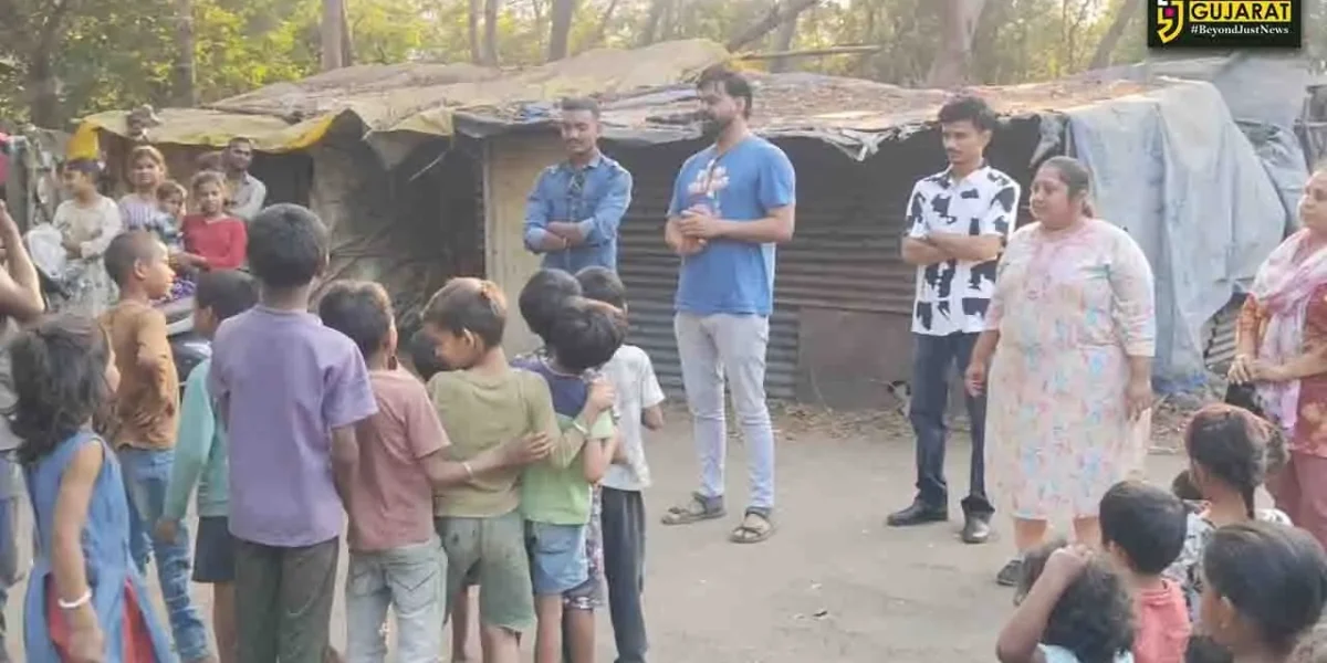 ભરૂચ: એકતા એક લક્ષ્ય સંગઠન દ્વારા સેવા વસ્તીમાં બાળકો સાથે રંગોના પર્વ ધૂળેટીની ઉજવણી