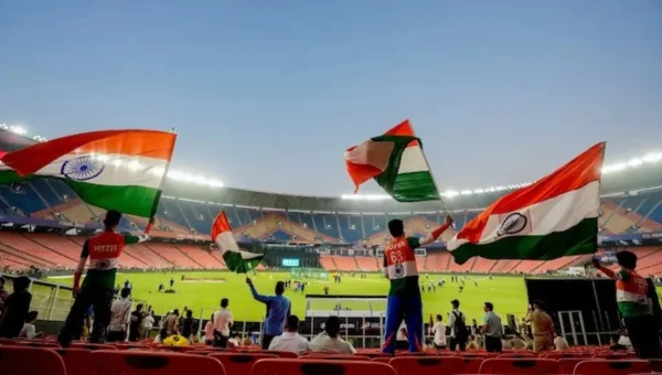 ટી20 વર્લ્ડ કપ 2026 : અમદાવાદના નરેન્દ્ર મોદી ક્રિકેટ સ્ટેડિયમમાં આજે T20 વર્લ્ડ કપ ફાઇનલનો મહાસંગ્રામ, અનેક હસ્તીઓ પહોંચ્યા અમદાવાદ