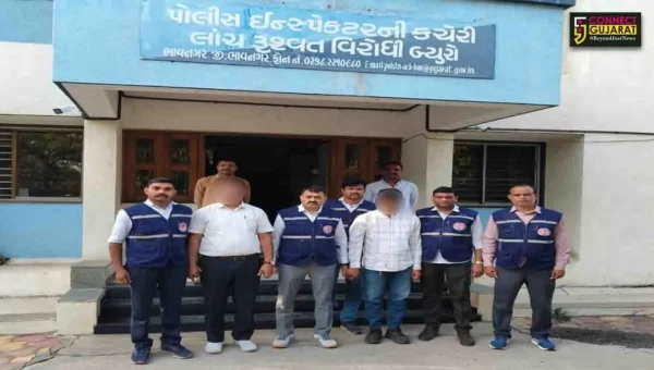 ભાવનગરમાં ACB’ની સફળ ટ્રેપ : શાળાઓના ફાયર NOCની ફાઈલ પાસ કરવા રૂ. 5 લાખની લાંચ માંગનાર 2 અધિકારીઓ ઝડપાયા…