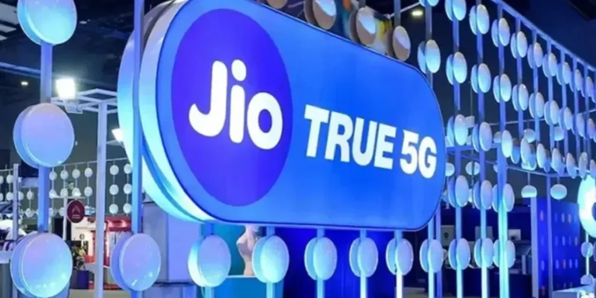 Jio યુઝર્સ માટે ખુશખબર : એક જ રિચાર્જમાં મેળવો 3 મોટા OTT પ્લેટફોર્મનું સબ્સ્ક્રિપ્શન