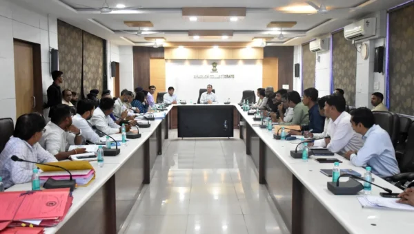 ભરૂચ: કલેકટર ગૌરાંગ મકવાણાના અધ્યક્ષસ્થાને જિલ્લા સ્વાગત કાર્યક્રમ યોજાયો