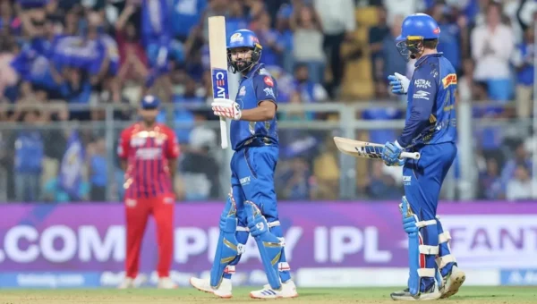 IPL 2026 ની 47મી મેચમાં મુંબઈએ લખનૌને 6 વિકેટથી હરાવ્યું, રોહિતે 44 બોલમાં 6 ચોગ્ગા અને 7 છગ્ગાની મદદથી 84 રન બનાવ્યા