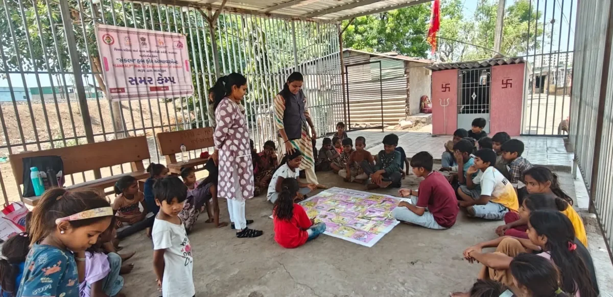 ભરૂચ: ડિસ્ટ્રિક્ટ હબ ફોર એમ્પાવરમેન્ટ ઓફ વુમન દ્વારા ઝૂંપડપટ્ટી વિસ્તારની બાળાઓ માટે સમર કેમ્પનું આયોજન કરાયું