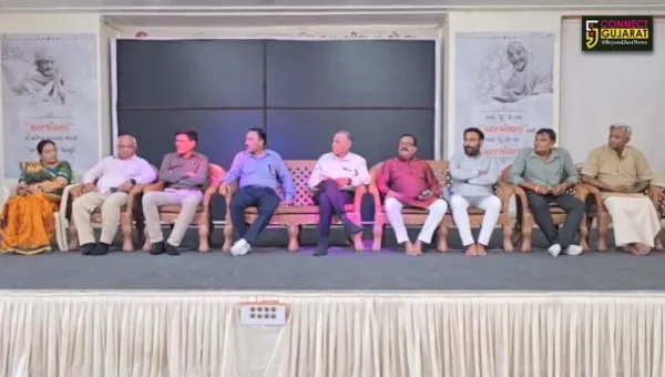 ભરૂચ: વડોદરામાં યોજાનાર PM મોદીના કાર્યક્રમને સફળ બનાવવા કવાયત, પાટીદાર સમાજની યોજાય બેઠક