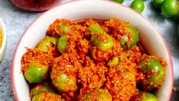 દાદી-નાનીના હાથ જેવો સ્વાદ: જાણો ગુંદાનું અથાણું બનાવવાની સચોટ રીત અને ટિપ્સ