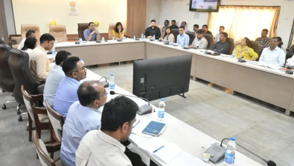 ભરૂચ: કલેકટર ગૌરાંગ મકવાણાની અધ્યક્ષતામાં સુજલામ સુફલામ જળ અભિયાનના અમલીકરણ અંગે બેઠક યોજાય