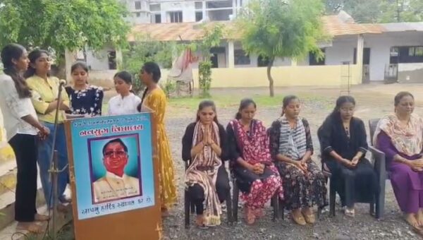 ભરૂચ : જંબુસર સ્થિત નવયુગ વિદ્યાલય ખાતે ગુરુપૂર્ણિમા મહોત્સવની ઉજવણી કરાય…