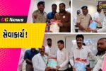 અંકલેશ્વર: માતોશ્રી ચેરીટેબલ ટ્રસ્ટ દ્વારા ઇમરજન્સી સેવામાં ફરજ બજાવતા કર્મચારીઓને રેઇનકોટનું કરાયુ વિતરણ