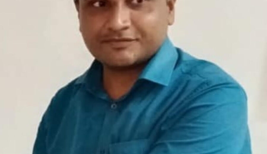ભરૂચ: આયોજન અધિકારી પિયુશકુમાર ઉકાણી આપઘાત કેસમાં પોલીસ તપાસનો ધમધમાટ, બેંક ડિટેઇલની મેળવાય રહી છે વિગત