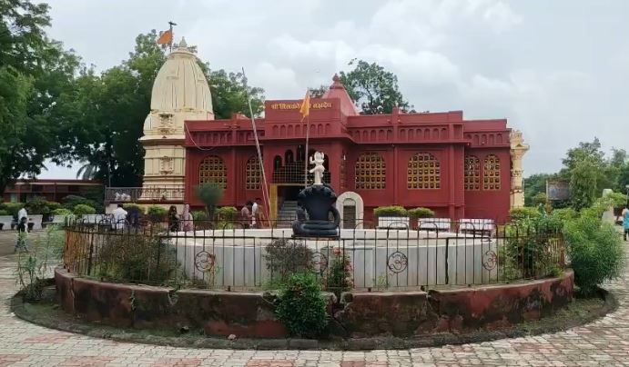 ભરૂચ : નીલકંઠેશ્વર મહાદેવ મંદિર-ઝાડેશ્વર ખાતે પવિત્ર શ્રાવણની ઉજવણીને લઈને તૈયારીઓને આખરી ઓપ અપાયો…