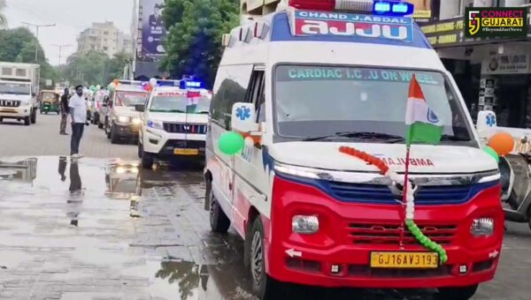 ભરૂચ: સ્વતંત્રતા પર્વ પર પ્રથમ વખત એમ્બ્યુલન્સની તિરંગા રેલી,લોકોમાં જમાવ્યું આકર્ષણ