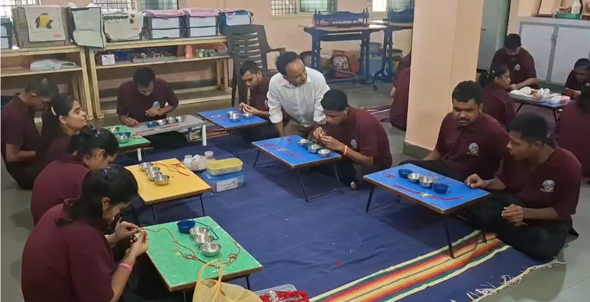 ભરૂચ: અસ્મિતા વિકાસ કેન્દ્રના બાળકો મને આત્મનિર્ભર બનાવવા અપાય છે વિશેષ તાલીમ