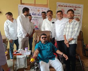 ભરૂચ : ઝઘડિયા ખાતે ‘સેવા અને સમર્પણ અભિયાન’ અંતર્ગત હેલ્થ ચેકઅપ કેમ્પ અને રક્તદાન શિબિર યોજાય…