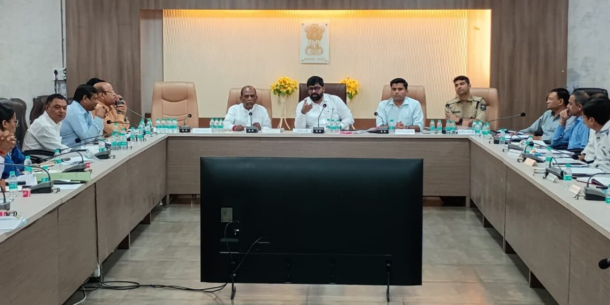 ભરૂચ: કલેક્ટર  નવનાથ ગવ્હાણેના અધ્યક્ષસ્થાને સંકલન સહ ફરિયાદ સમિતિની બેઠક યોજાઈ