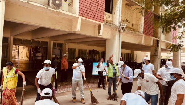 ભરૂચ: માર્ગ અને મકાન વિભાગ દ્વારા સરકારી કચેરીઓ, રેસ્ટ હાઉસ, સર્કિટ હાઉસમા સ્વચ્છતા અભિયાન યોજાયું