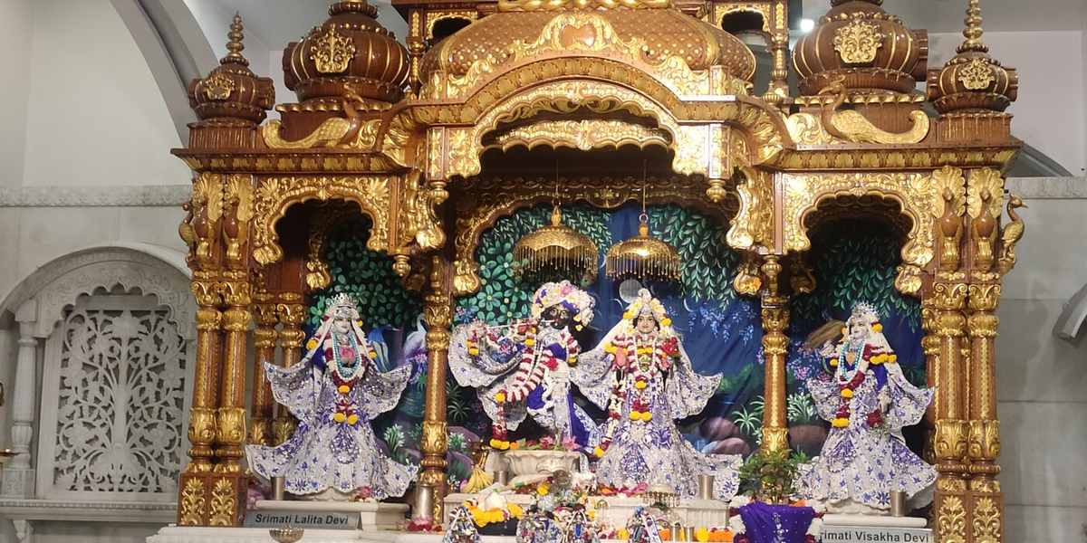 Blog by Nirav Panchal : કુરુક્ષેત્રથી સંતોષ તરફ: શ્રીકૃષ્ણના ગીતા સંદેશ વડે જીવન જીવવાની સાચી કળા