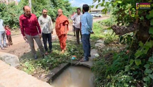 ભરૂચ: આમોદના મછાસરા ગામે માસૂમના મોત બાદ પંચાયત જાગી,ખુલ્લી ગટર પર ઢાંકણા બેસાડવાની કામગીરી શરૂ