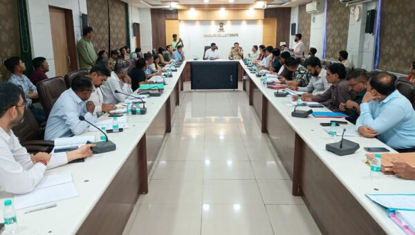 ભરૂચ: કલેકટર ડો.નવનાથ ગવ્હાણેની અધ્યક્ષતામાં સ્વાગત ફરિયાદ નિવારણ કાર્યક્રમ યોજાયો 