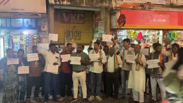 નર્મદા જિલ્લા કોંગ્રેસે રાજપીપળા ખાતે CEC જ્ઞાનેશકુમારના વિરોધમાં ઉગ્ર સૂત્રોચ્ચાર કર્યા…
