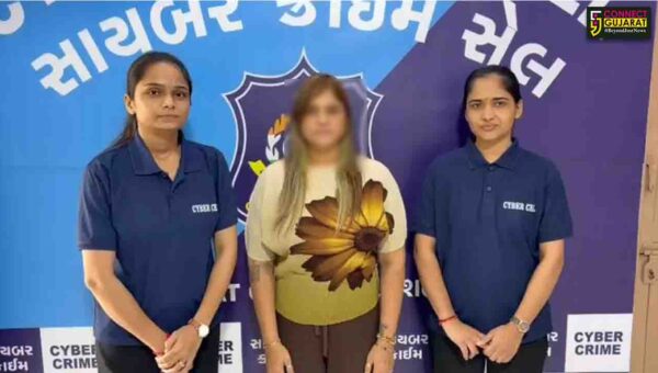 સુરત : રાષ્ટ્રપિતા મહાત્મા ગાંધીજીના સોશિયલ મીડિયામાં અપમાન બદલ સિમરન પટેલની ધરપકડ